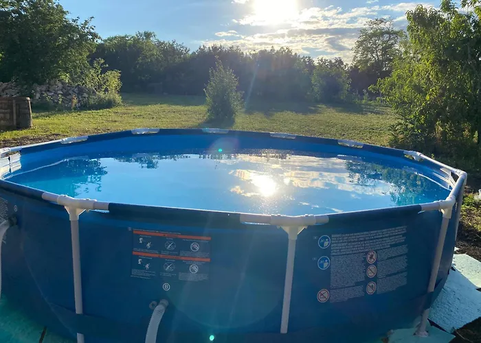 House Sunlight Vranino